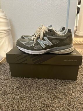ALD / New Balance 990v4